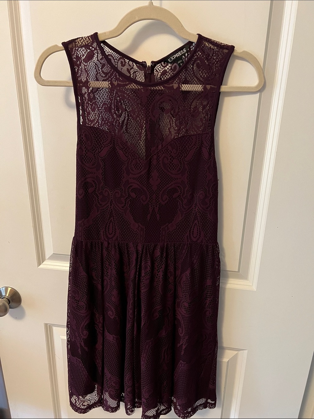 Express Women's Sleeveless Lace Dress